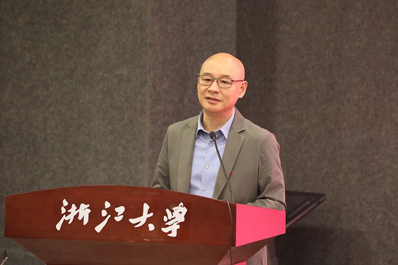 1776755413960635hKiP.jpg 吕董3.jpg